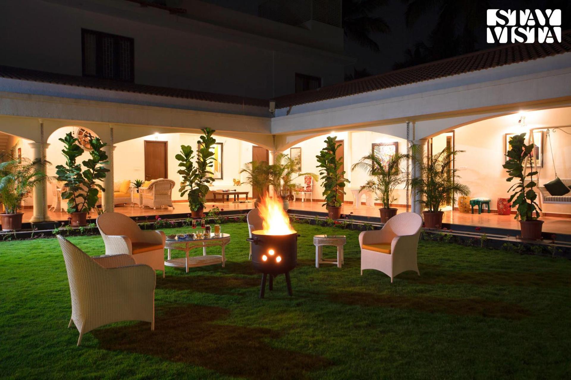 Stayvista At Silver Oak Farm - Breakfast Included Bangalore Exterior foto